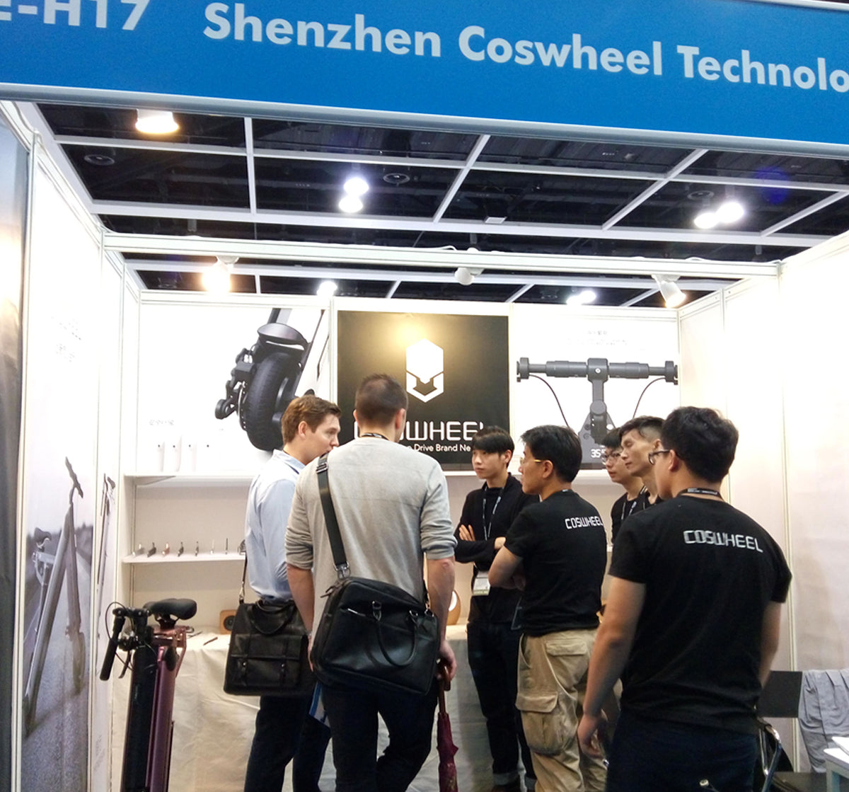 COSWHEEL CT20S 65km/h Electric Bike for Adults 2000W Motor 60V 27.5AH Battery 100Miles Long Range Ebike 20x5" Fat Tire E Bike